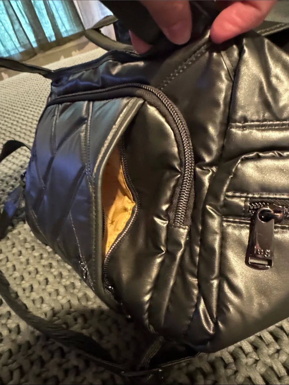 lug structured quilted